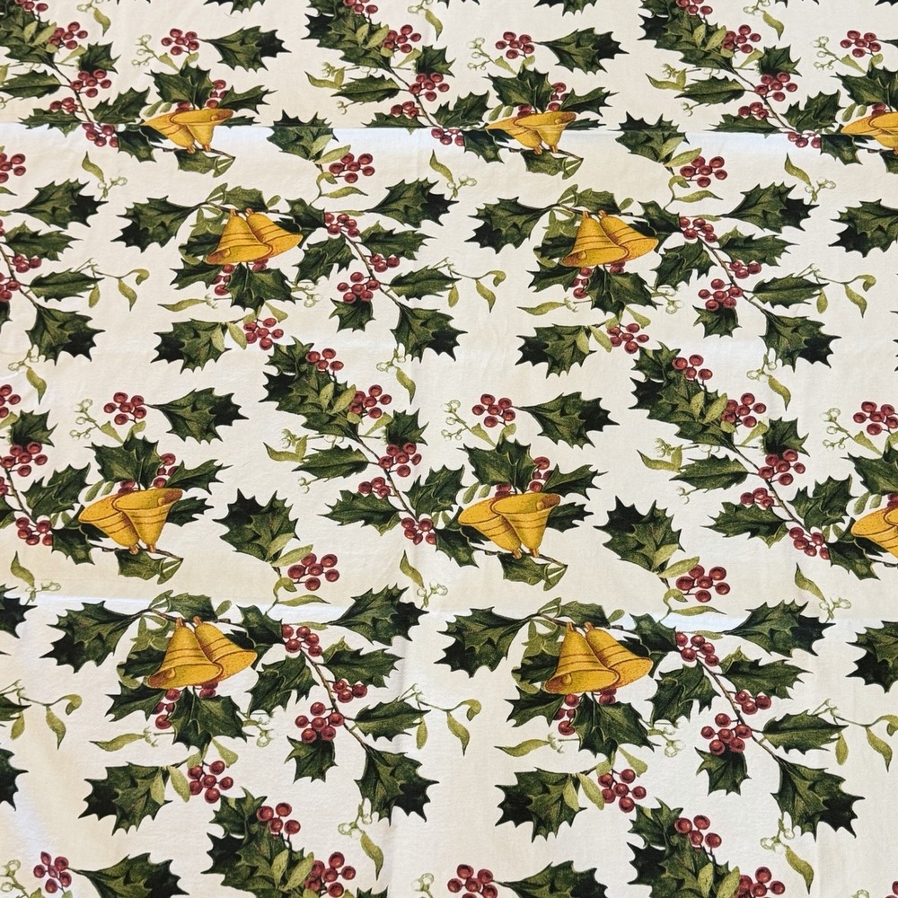 Cynthia Rowley Christmas Holiday Tablecloth 100% Cotton‎ Holly Gold Bells 75x61